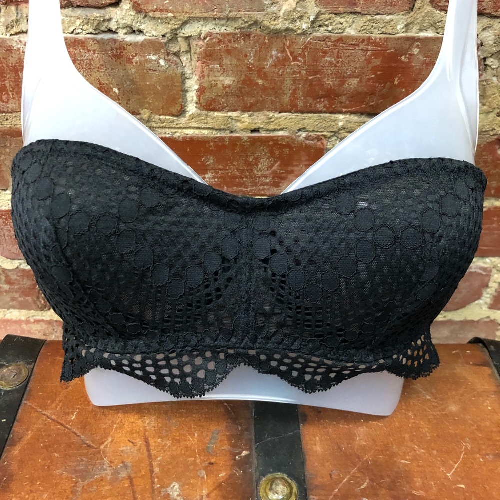 NWOT Victoria’s Secret Black Lace Bandeau Bralette
